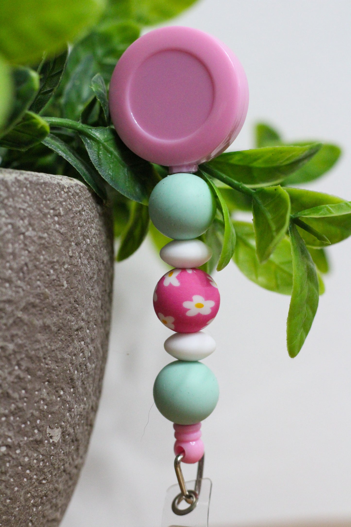 Little Daisy - Badge Reel